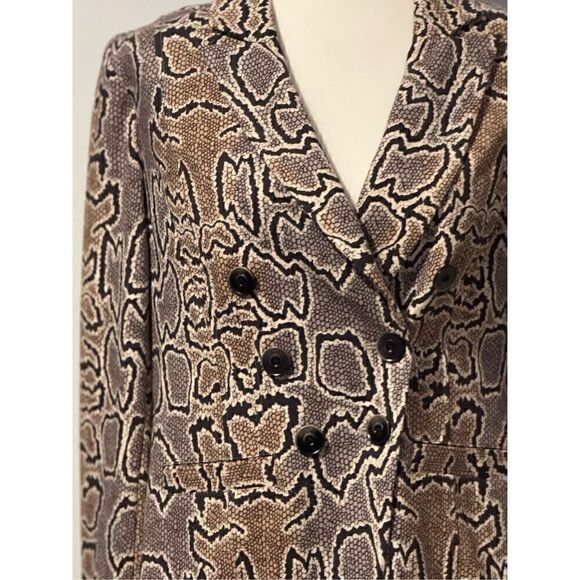 Cabi Python blazer jacket button front 8 - Picture 3 of 9